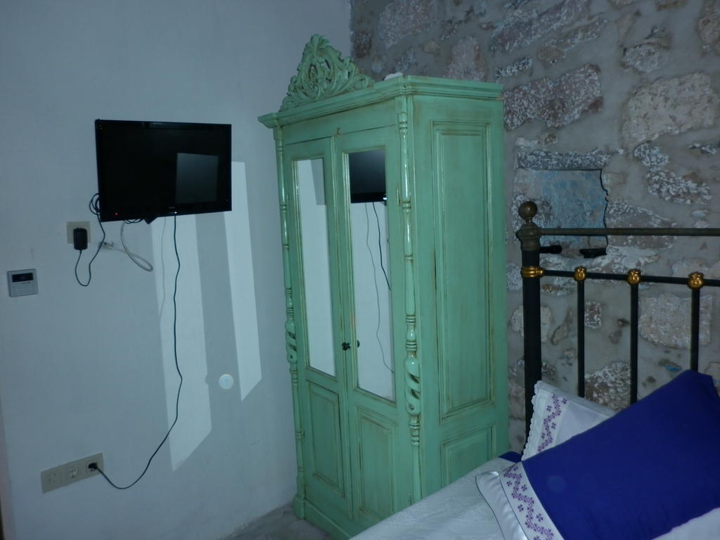 Mahzen Hotel Ayvalı Rom bilde